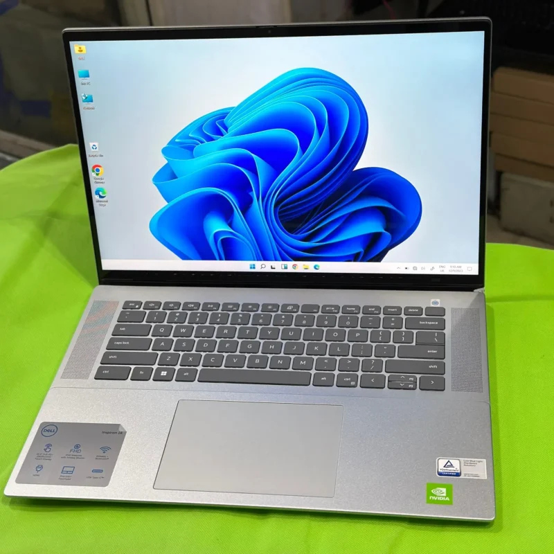 Dell Inspiron 16 5620 – 12th Gen Intel Core i7